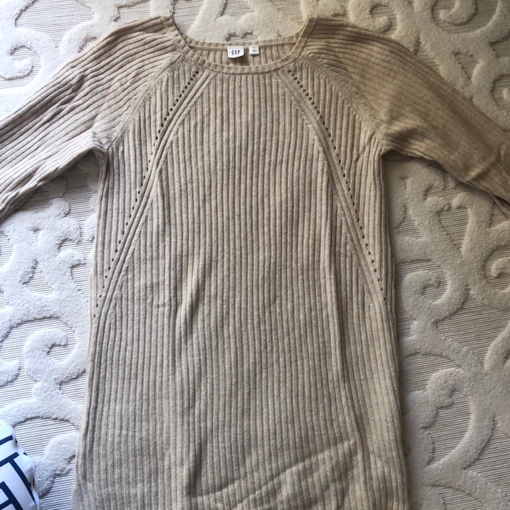 Gap maternity tunic sweater size MEDIUM